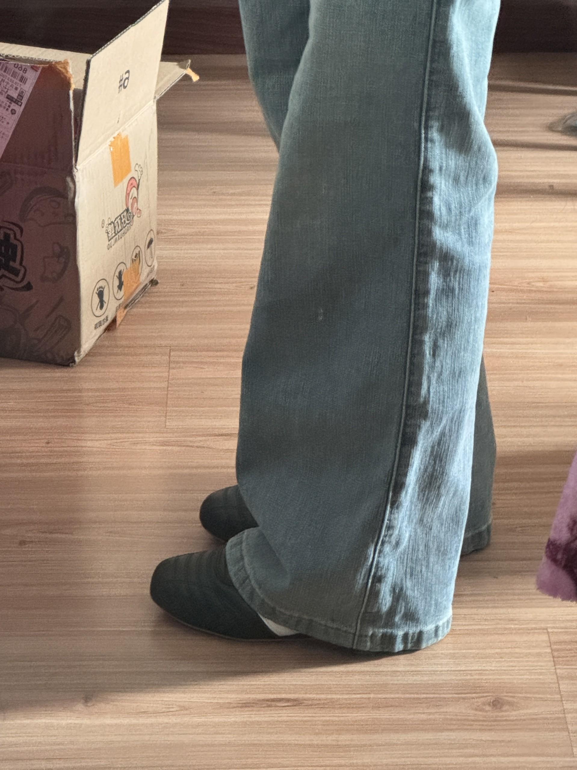 阿迪达斯跆拳道鞋